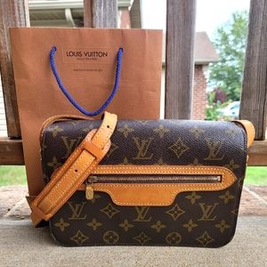 SOLD LOUIS VUITTON Saint Germain PM